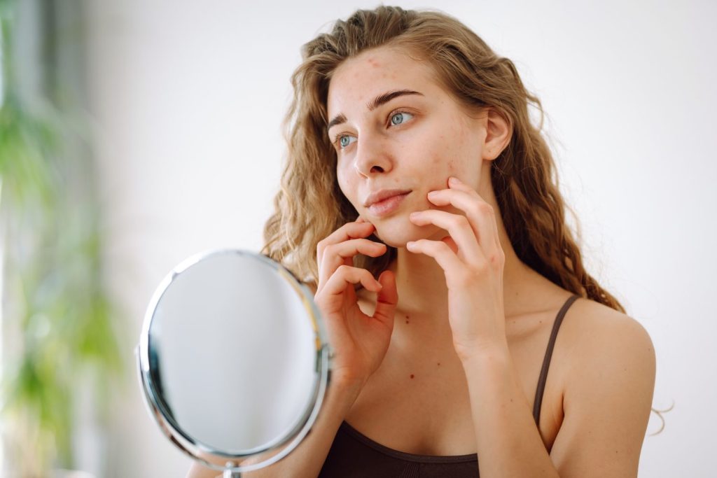 Can Vaseline Erase Wrinkles? Here’s What You Need to Know